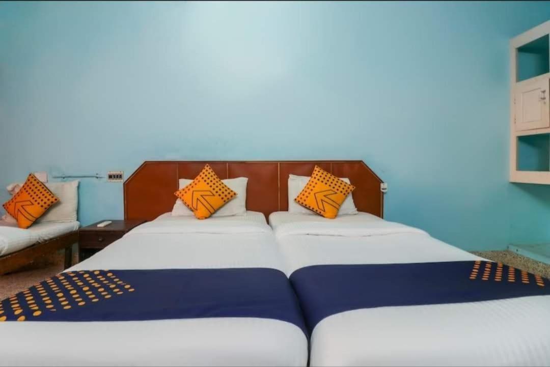 SPOT ON 68462 Hotel Seaweed Kovalam Exterior foto