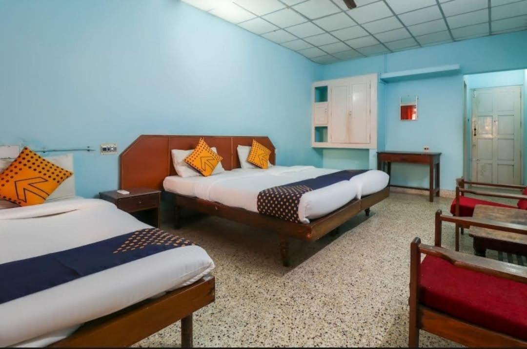 SPOT ON 68462 Hotel Seaweed Kovalam Exterior foto